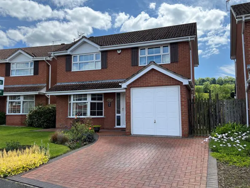 Arrowfield Close